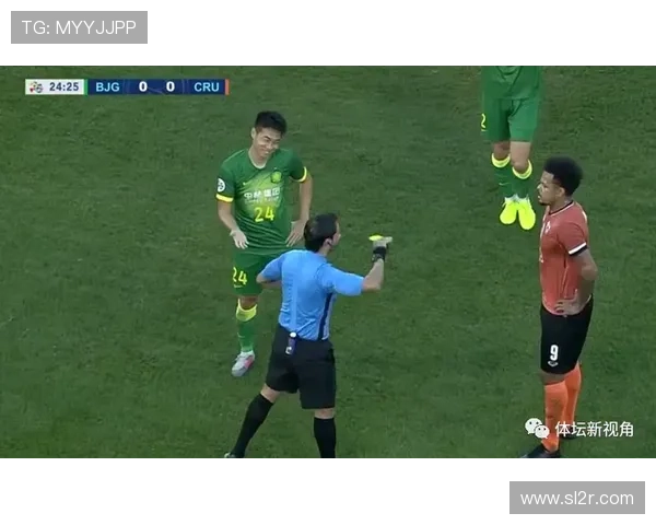 米特里策妻子怒批对手频繁侵犯战术犯规