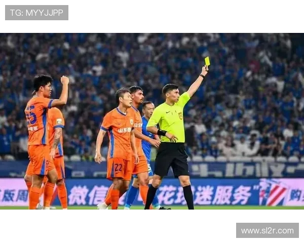 彭啸低级失误致海牛领先 媒体怒批职业球员